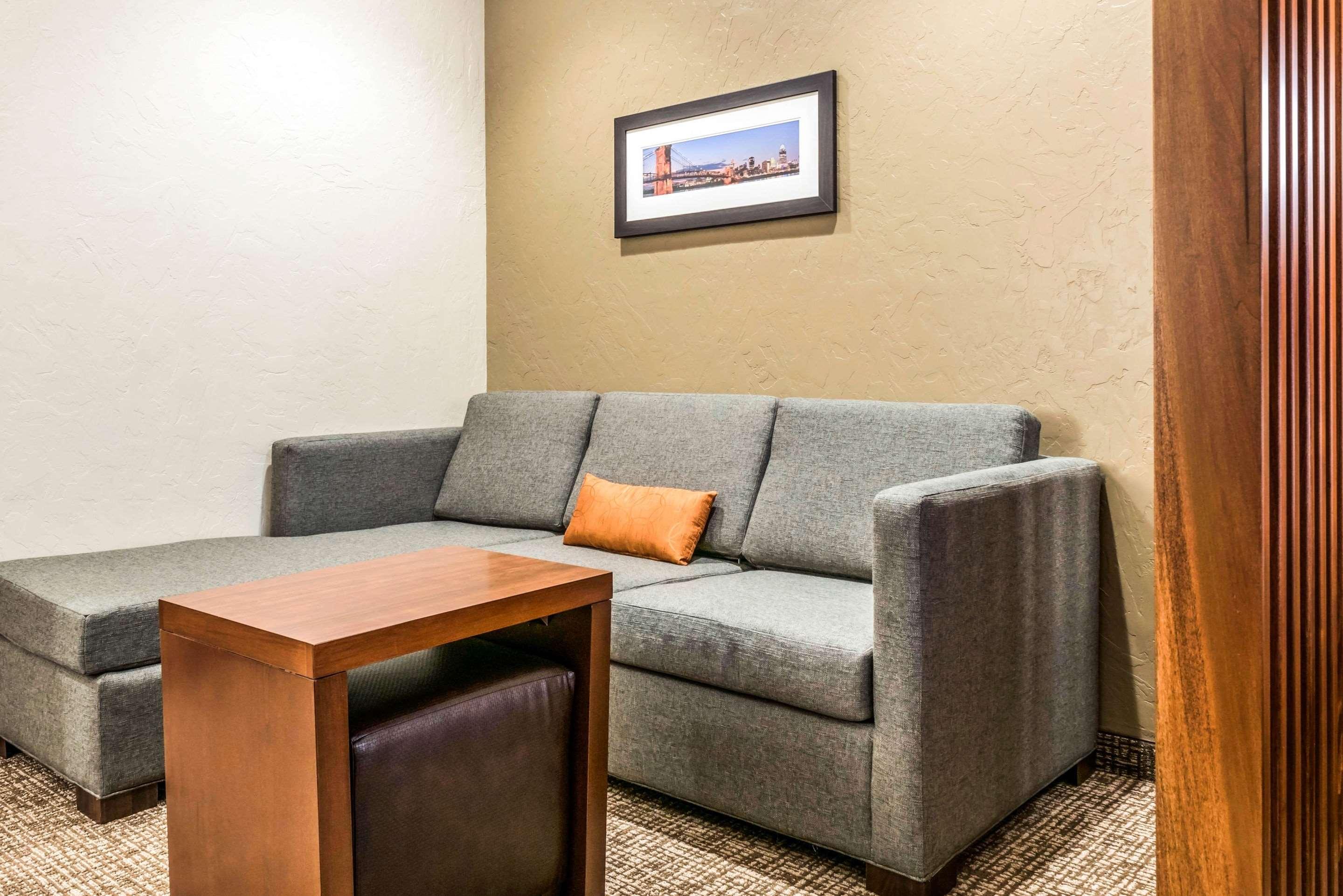 Comfort Suites Florence - Cincinnati South מראה חיצוני תמונה